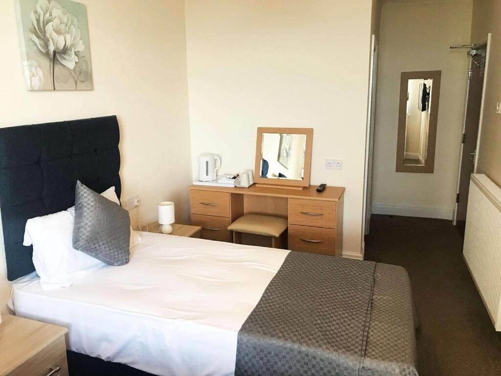 Mars Hotel Seaview Blackpool Ngoại thất bức ảnh