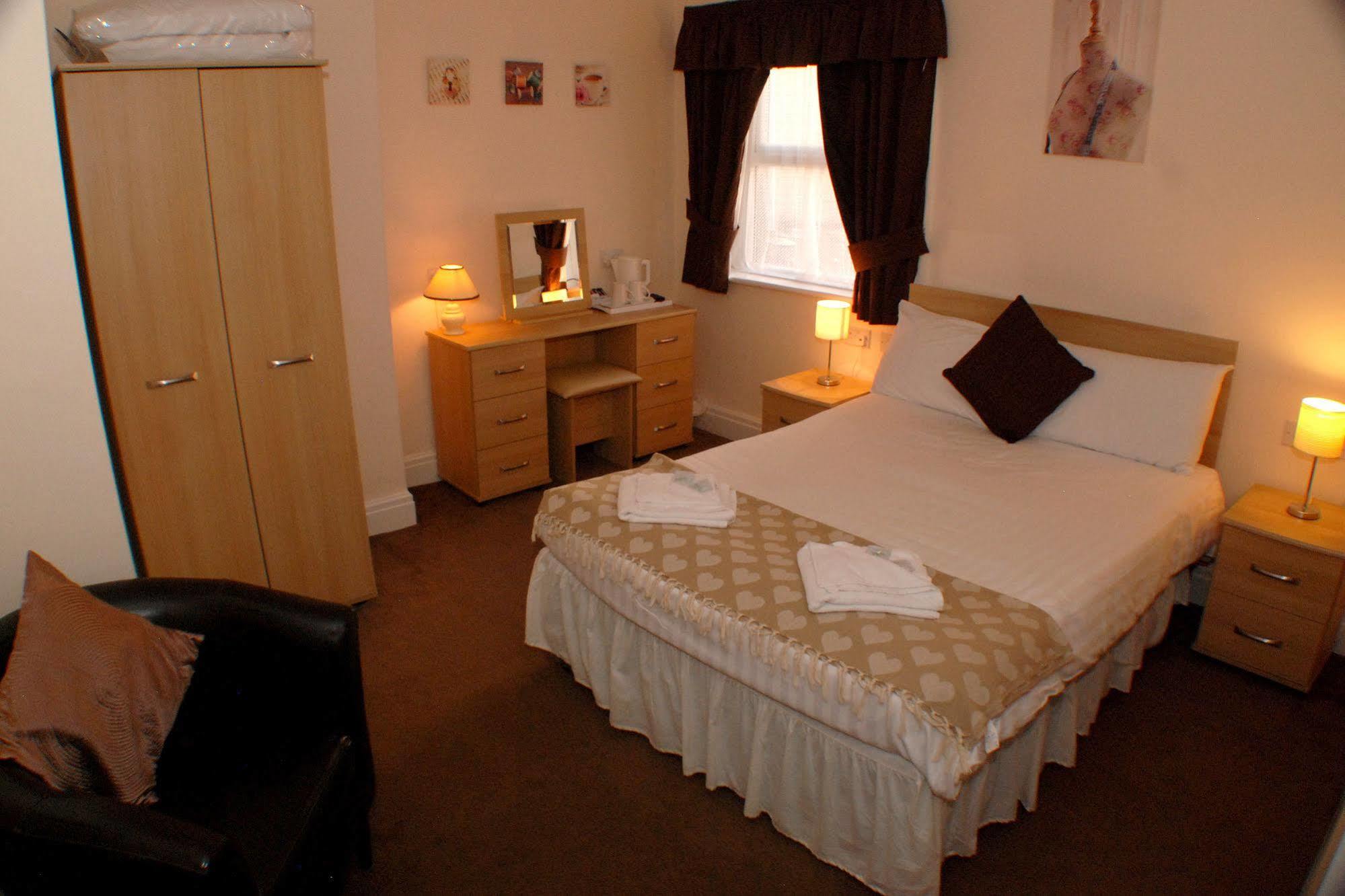 Mars Hotel Seaview Blackpool Ngoại thất bức ảnh