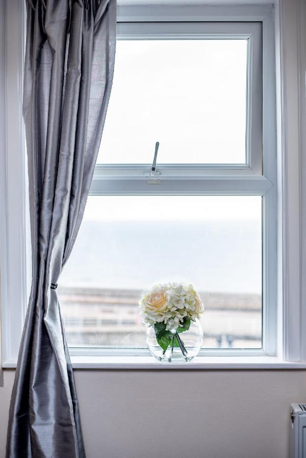 Mars Hotel Seaview Blackpool Ngoại thất bức ảnh